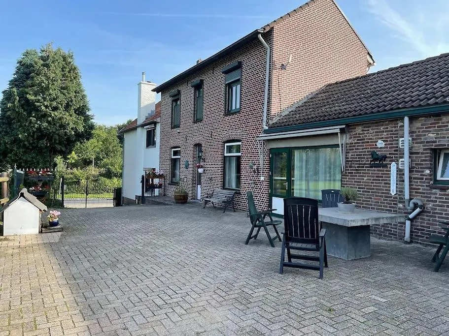 Charming Authentic Renovated Farm Villa Cadier en Keer Vakantiehuis